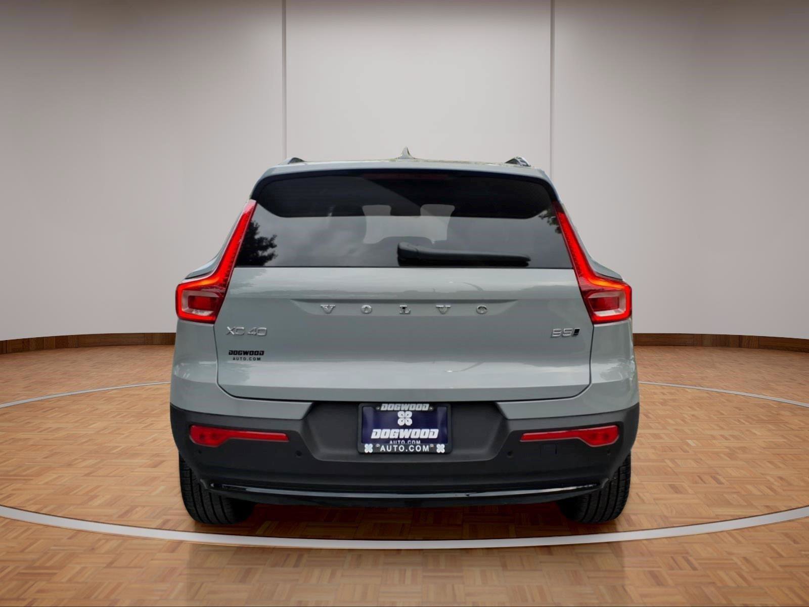 New 2026 Volvo XC40 B5 Plus w/ Climate Package AWD/4WD image 5