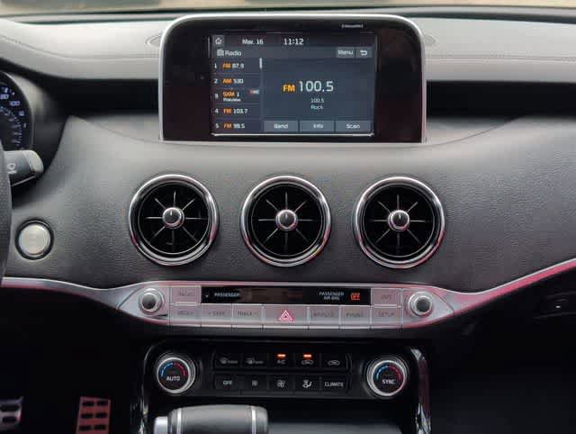 Used 2021 Kia Stinger GT image 24