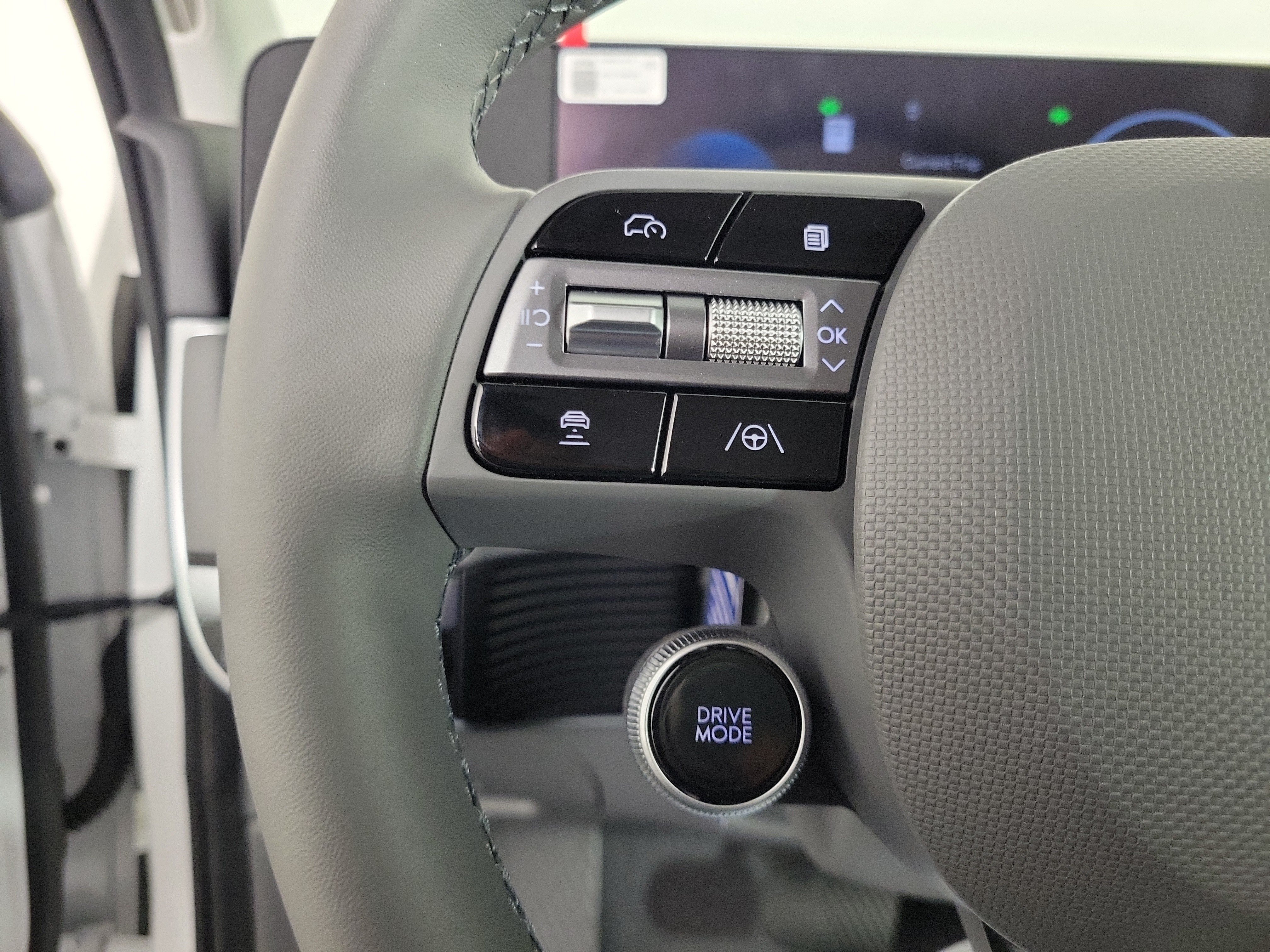 New 2026 Hyundai Ioniq 5 SE AWD/4WD image 21
