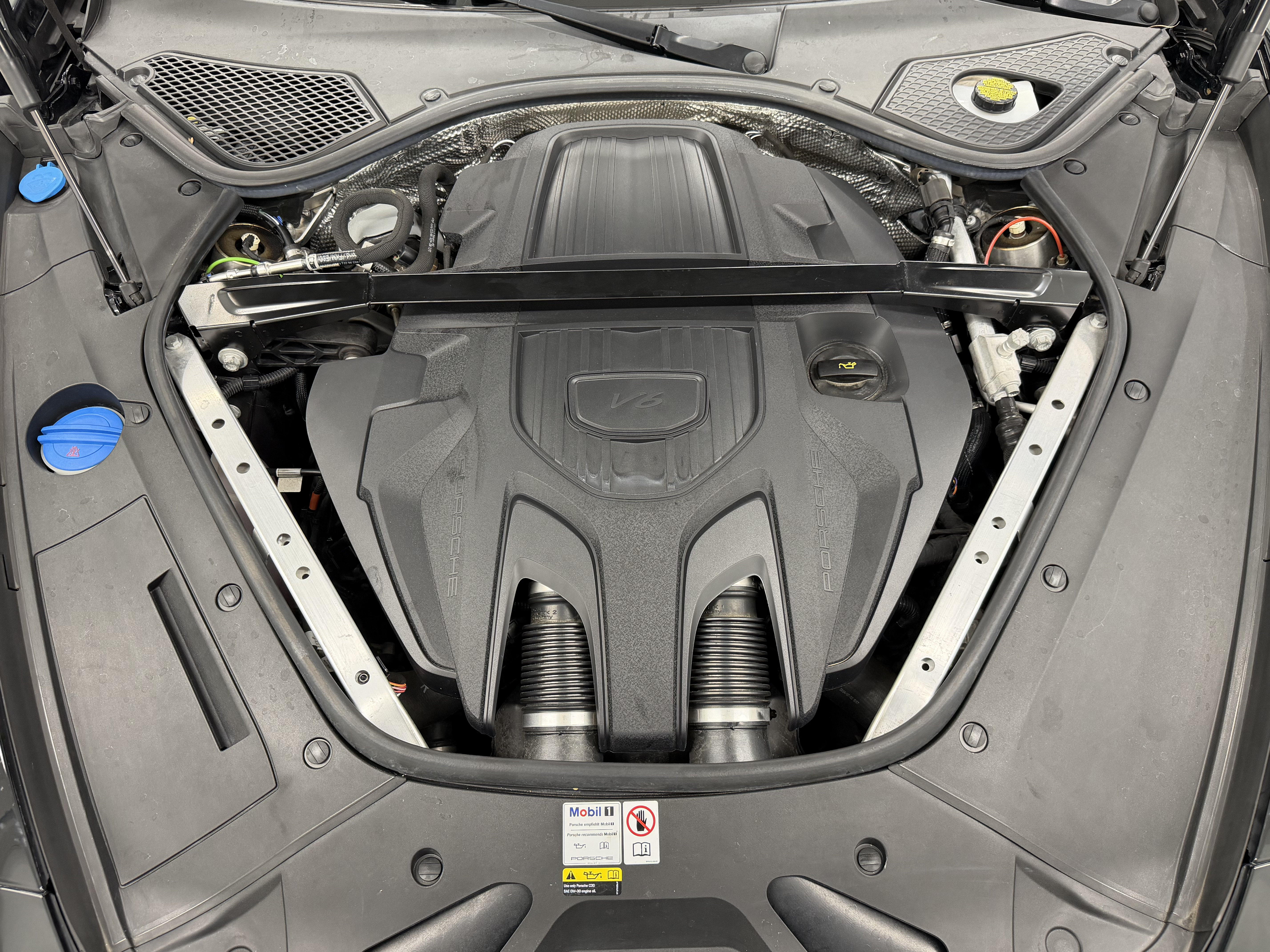 Certified 2023 Porsche Panamera 4 Platinum Edition AWD/4WD image 61