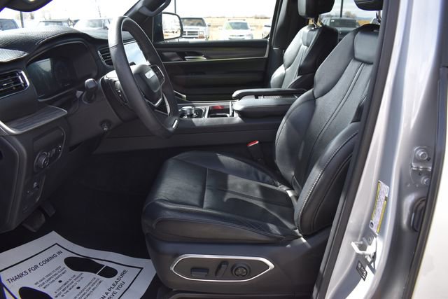 Used 2024 Jeep Wagoneer L Series II w/ Flexible Seating Group image 14