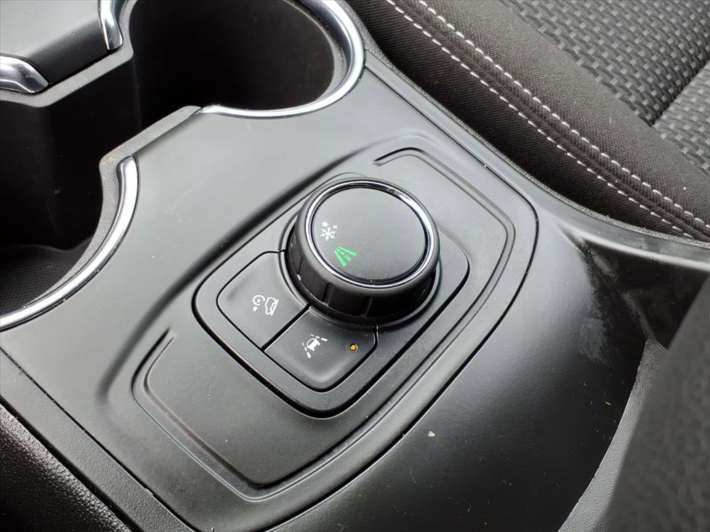 Certified 2023 GMC Terrain SLE w/ Elevation Edition image 19