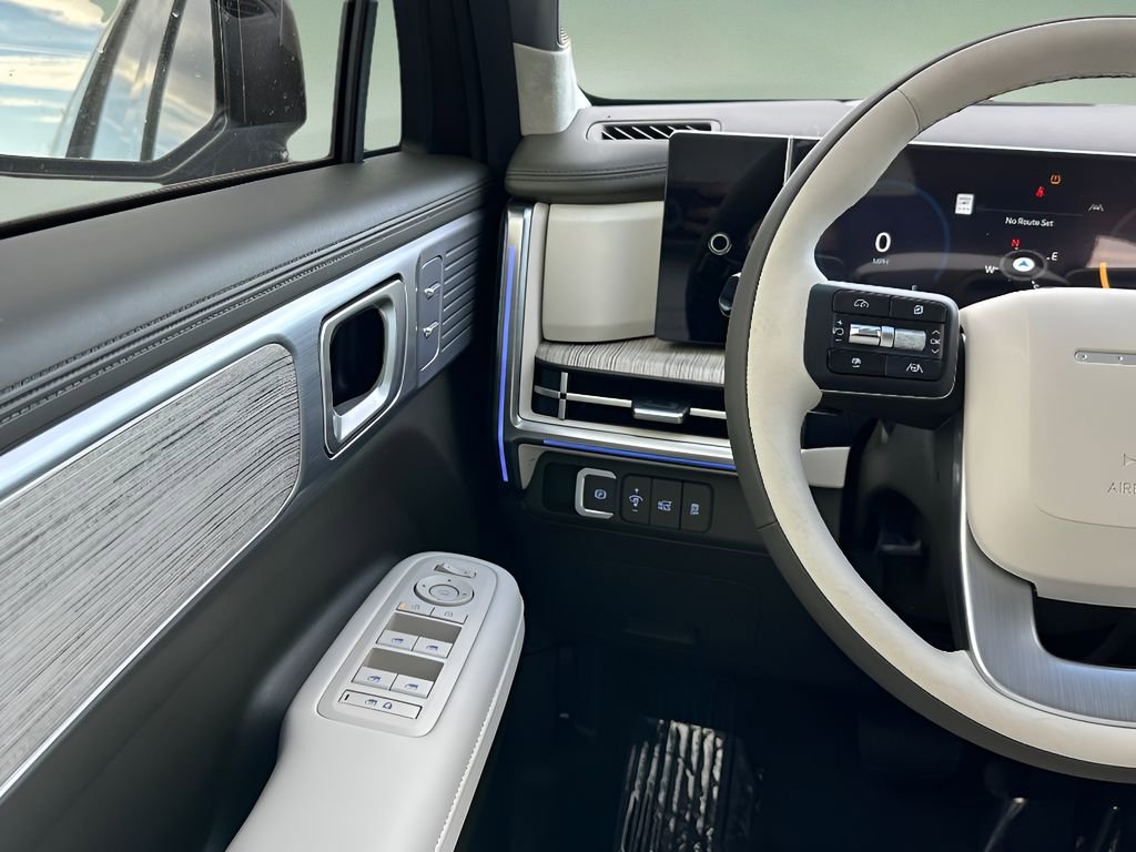 Used 2025 Hyundai Santa Fe Calligraphy image 17