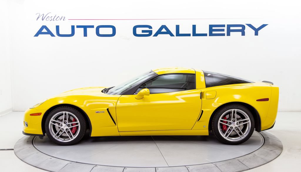 Used 2007 Chevrolet Corvette Z06 w/ Preferred Equipment Group RWD image 2