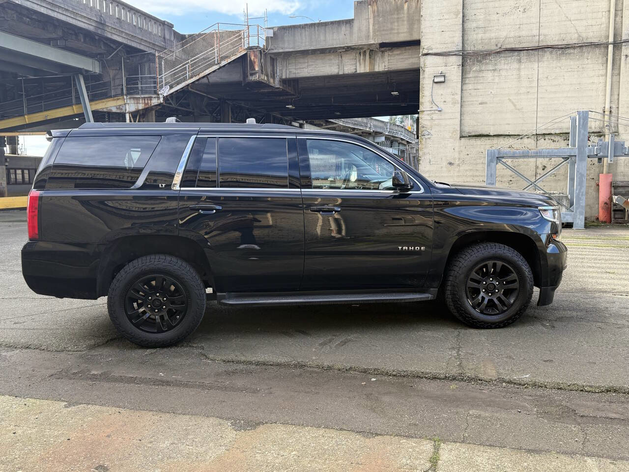 Used 2019 Chevrolet Tahoe LT image 12
