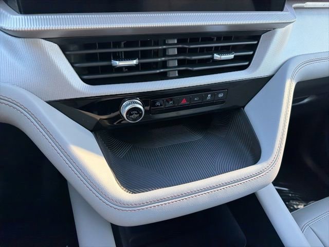 New 2026 Ford Explorer Active w/ Active Comfort Package AWD/4WD image 16