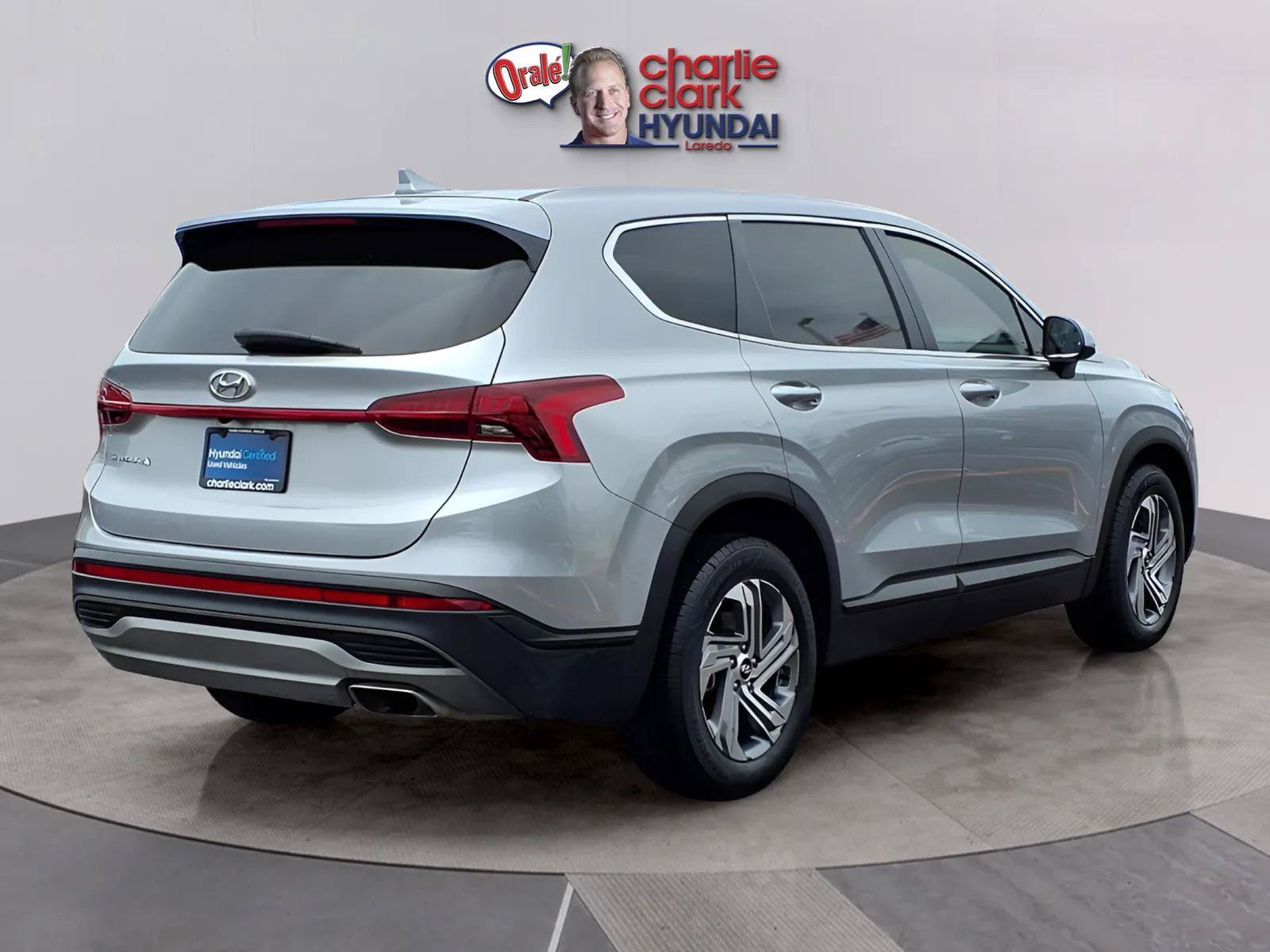 Certified 2023 Hyundai Santa Fe SE FWD image 5