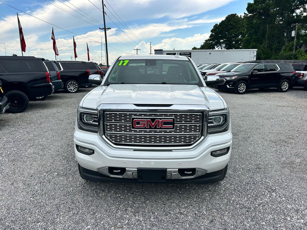 Used 2017 GMC Sierra 1500 Denali w/ Denali Ultimate Package AWD/4WD image 15