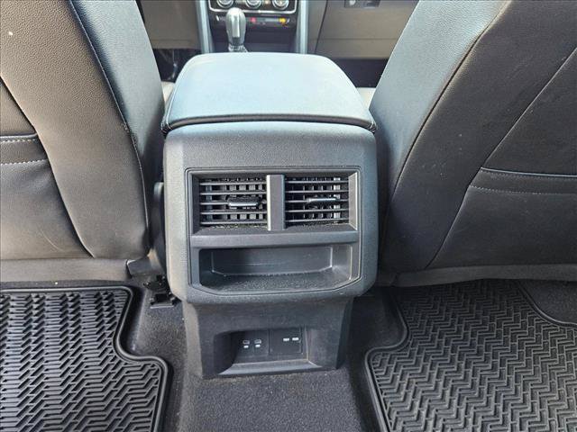 Used 2022 Volkswagen Atlas Cross Sport SE AWD/4WD image 17