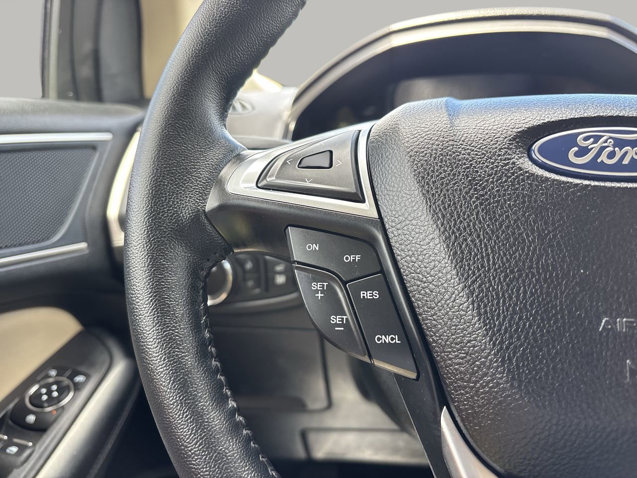 Certified 2023 Ford Edge SEL w/ Convenience Package AWD/4WD image 28