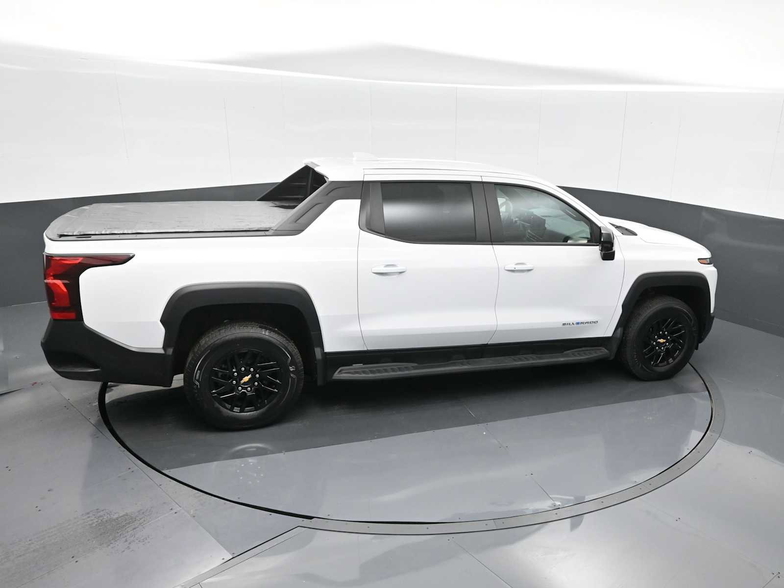 New 2024 Chevrolet Silverado EV W/T AWD/4WD image 18