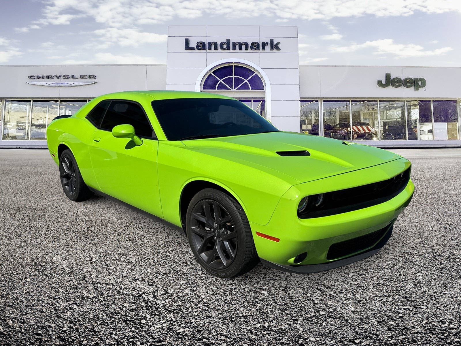 Used 2023 Dodge Challenger SXT w/ Blacktop Package RWD image 1