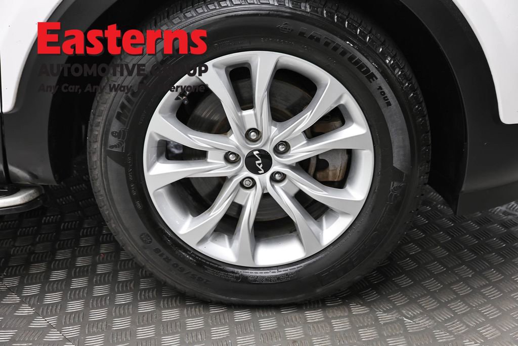 Used 2022 Kia Telluride LX AWD/4WD image 31