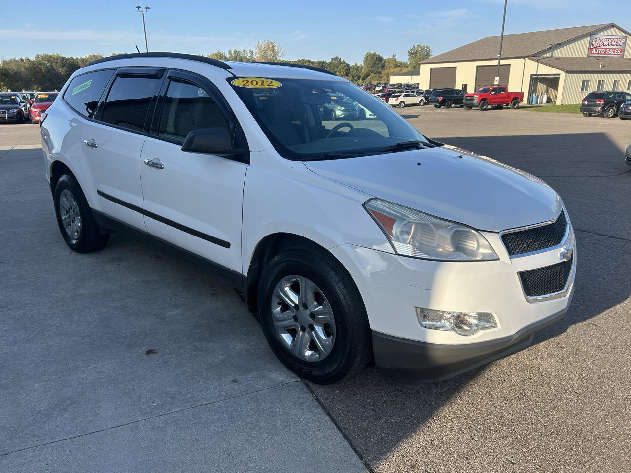 Used 2012 Chevrolet Traverse LS FWD image 3