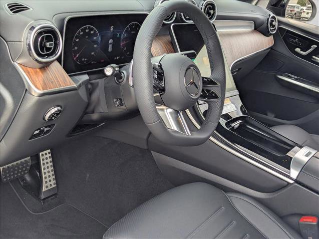 New 2026 Mercedes-Benz GLC 300 4MATIC image 3