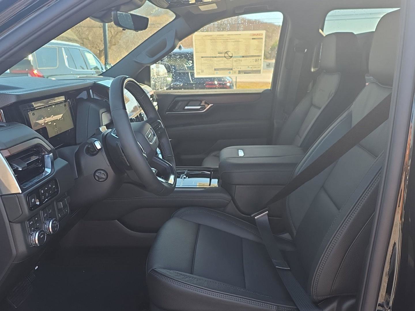 New 2026 GMC Yukon XL Denali w/ Denali Reserve Package image 18