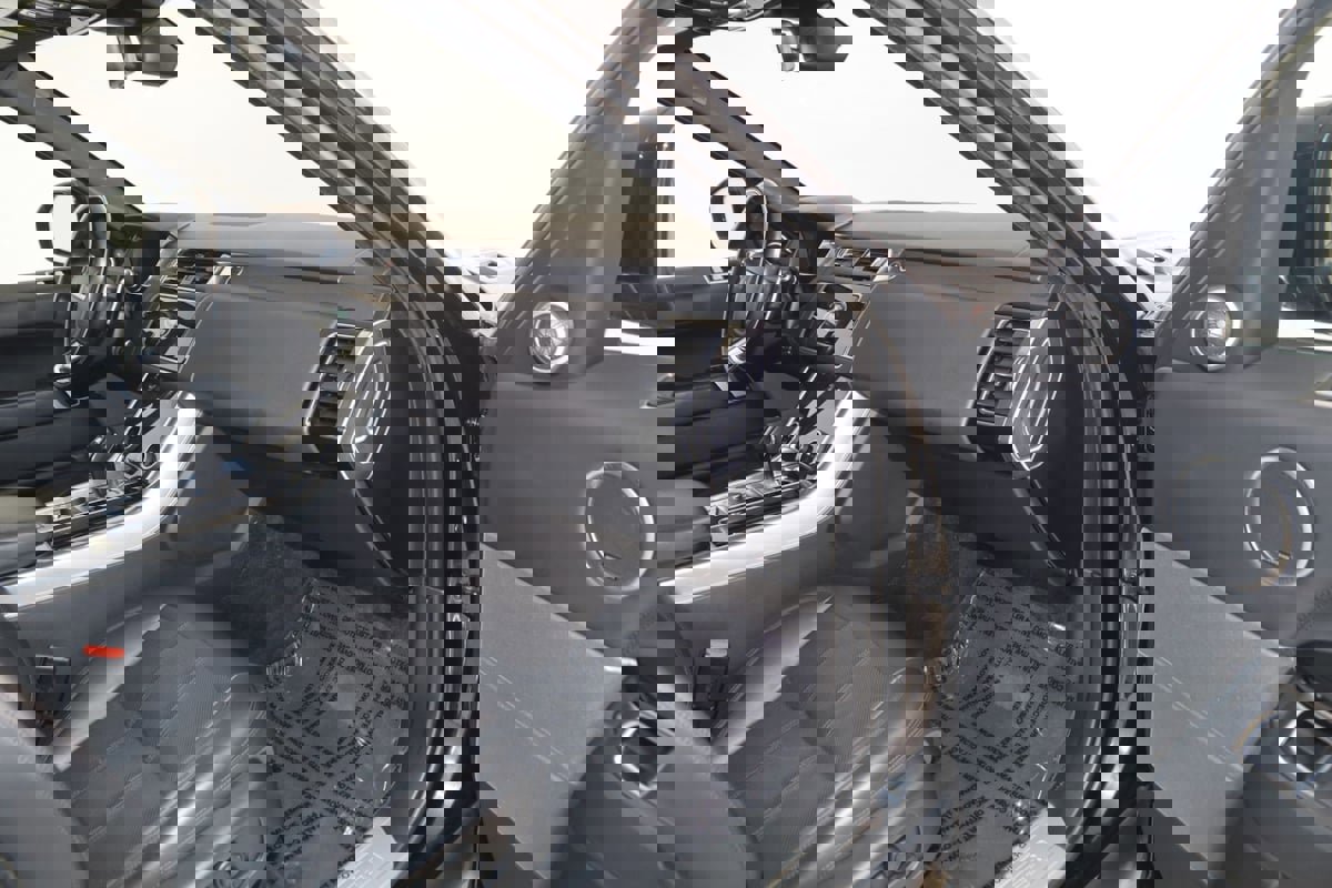 Used 2021 Land Rover Range Rover Sport HSE Silver Edition image 46