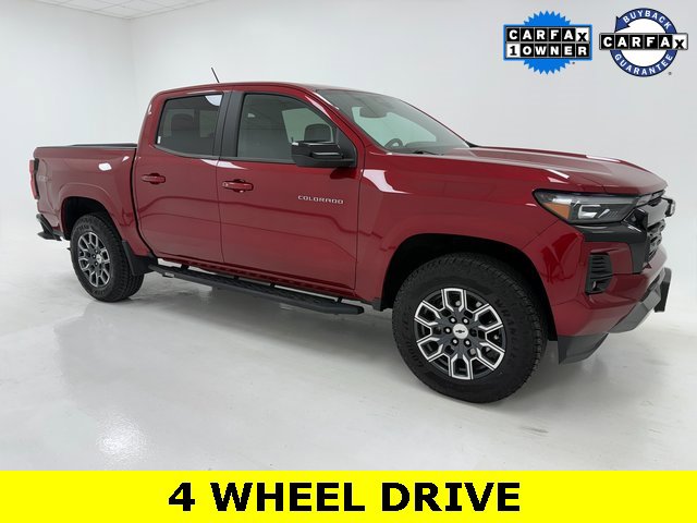 Used 2024 Chevrolet Colorado Z71 w/ Z71 Convenience Package 2