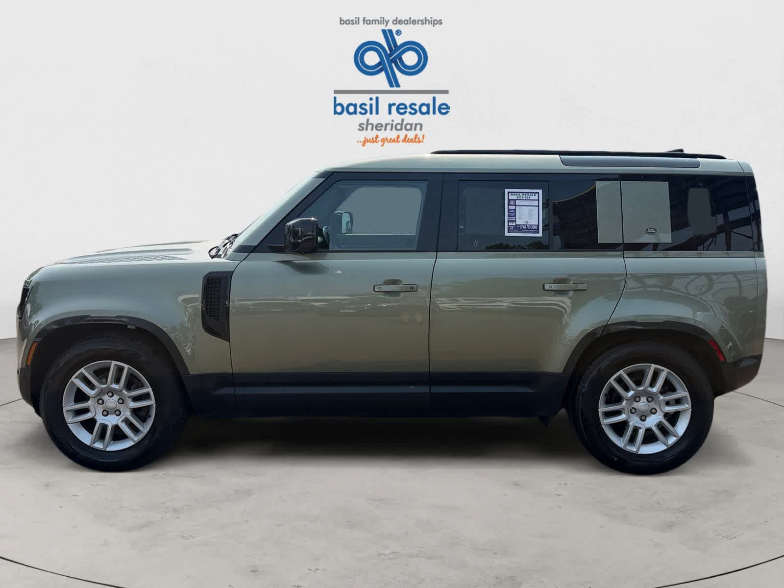 Used 2024 Land Rover Defender 110 S AWD/4WD image 3
