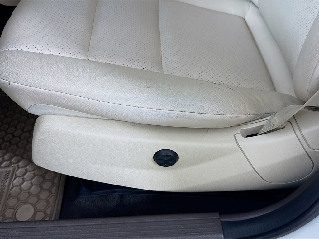 Used 2014 Mercedes-Benz GLK 350 4MATIC image 21