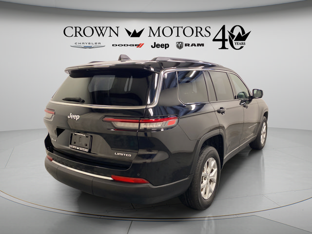 Used 2023 Jeep Grand Cherokee L Limited AWD/4WD image 14