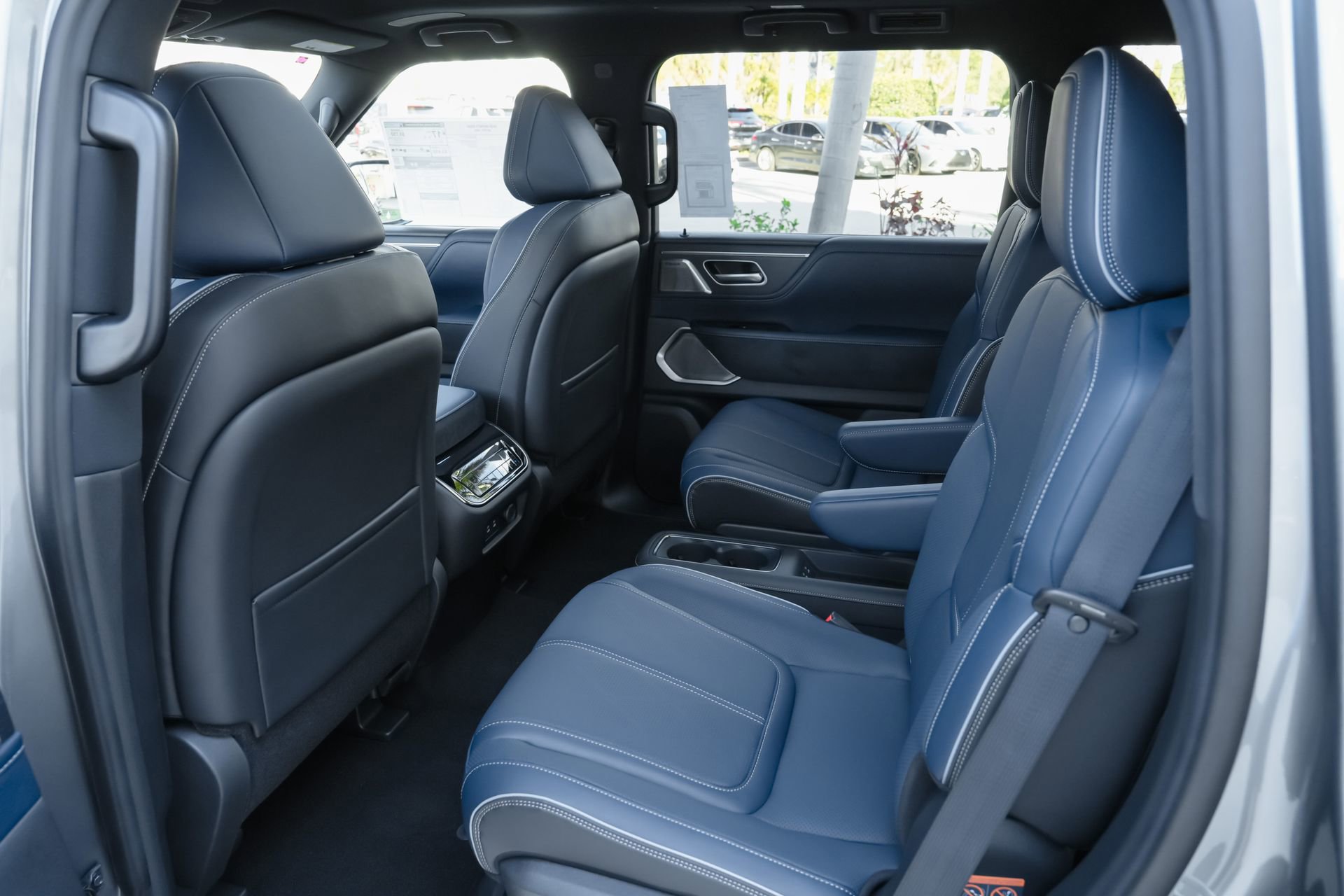 New 2026 INFINITI QX80 4WD w/ Sport Exterior Package image 28