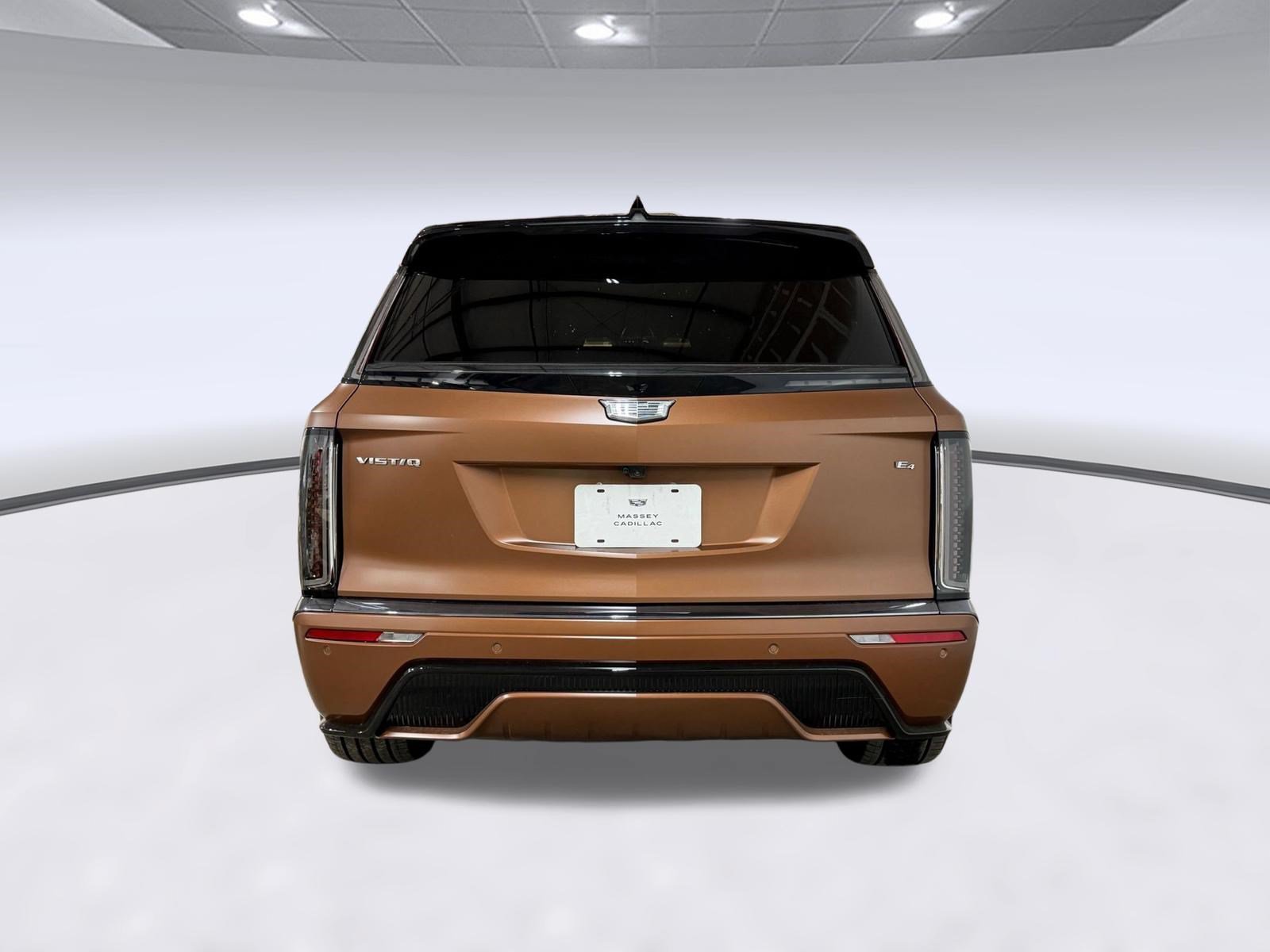 New 2027 Cadillac Vistiq Platinum AWD/4WD image 8