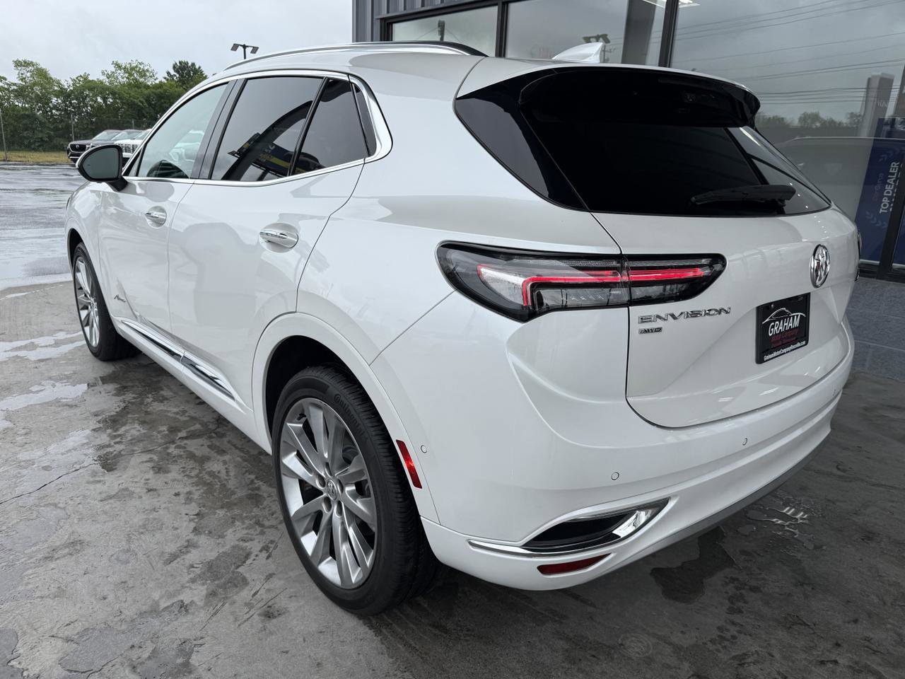Used 2023 Buick Envision Avenir AWD/4WD image 7