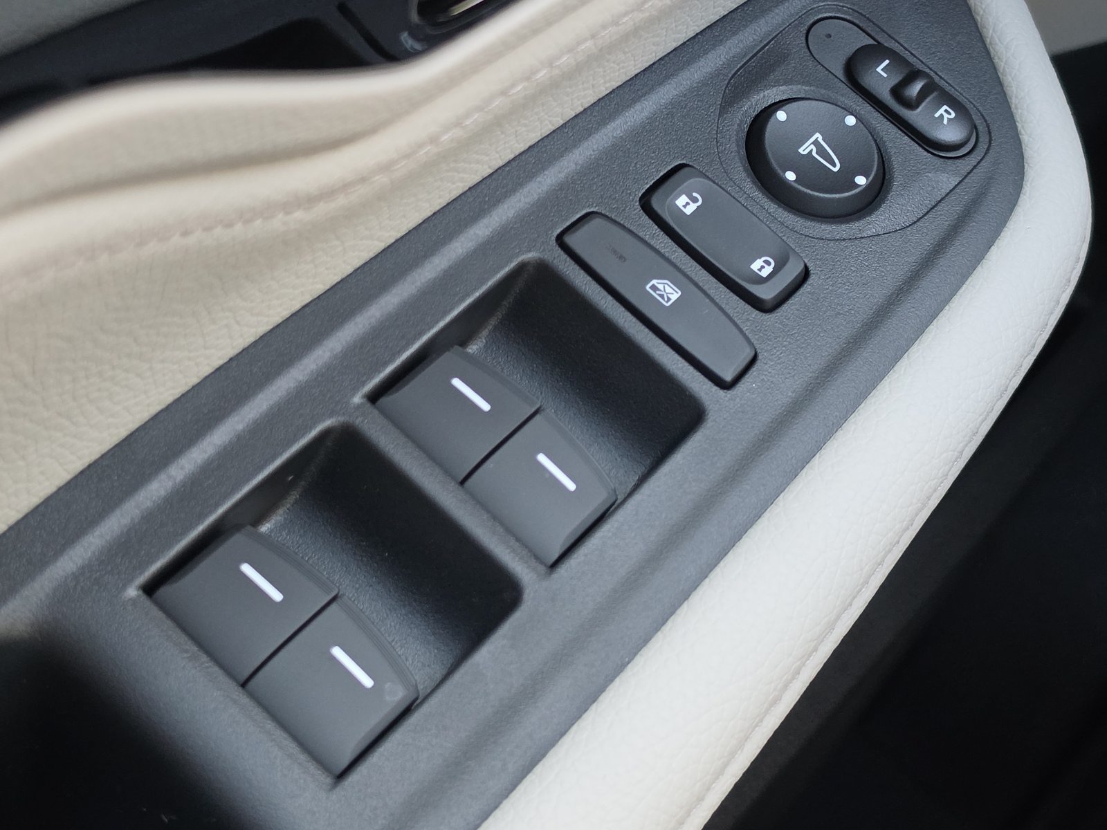 New 2027 Honda Odyssey Touring image 16