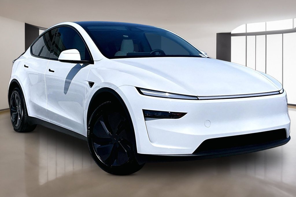 Used 2026 Tesla Model Y 2WD image 3