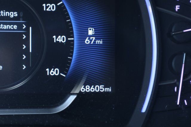 Used 2019 Hyundai Santa Fe SEL image 22