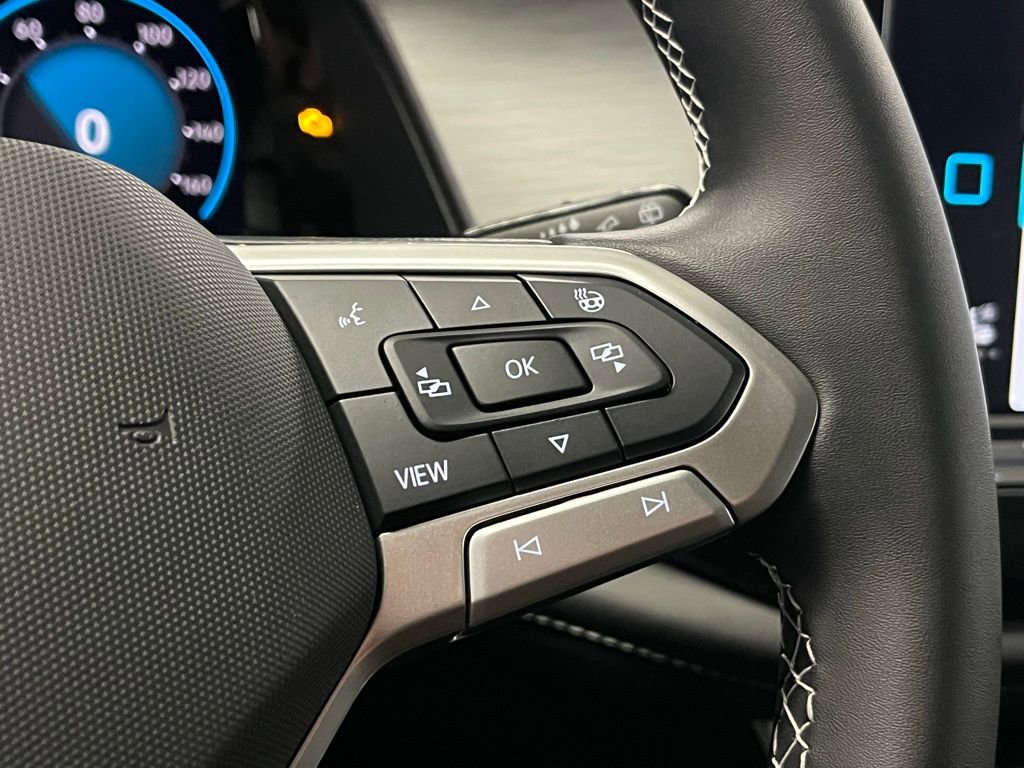 New 2026 Volkswagen Atlas Cross Sport SE image 28