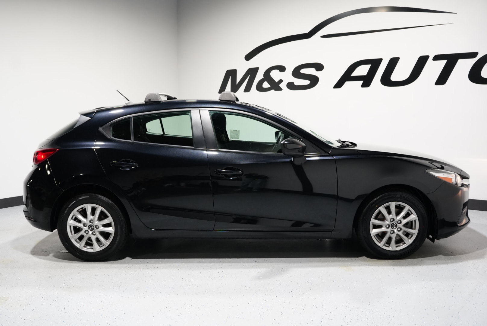 Used 2018 MAZDA MAZDA3 Sport image 6