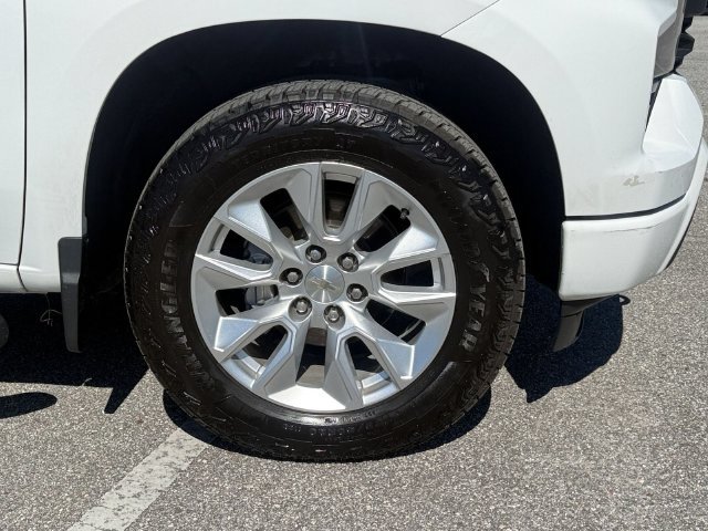 Used 2024 Chevrolet Silverado 1500 Custom RWD image 10