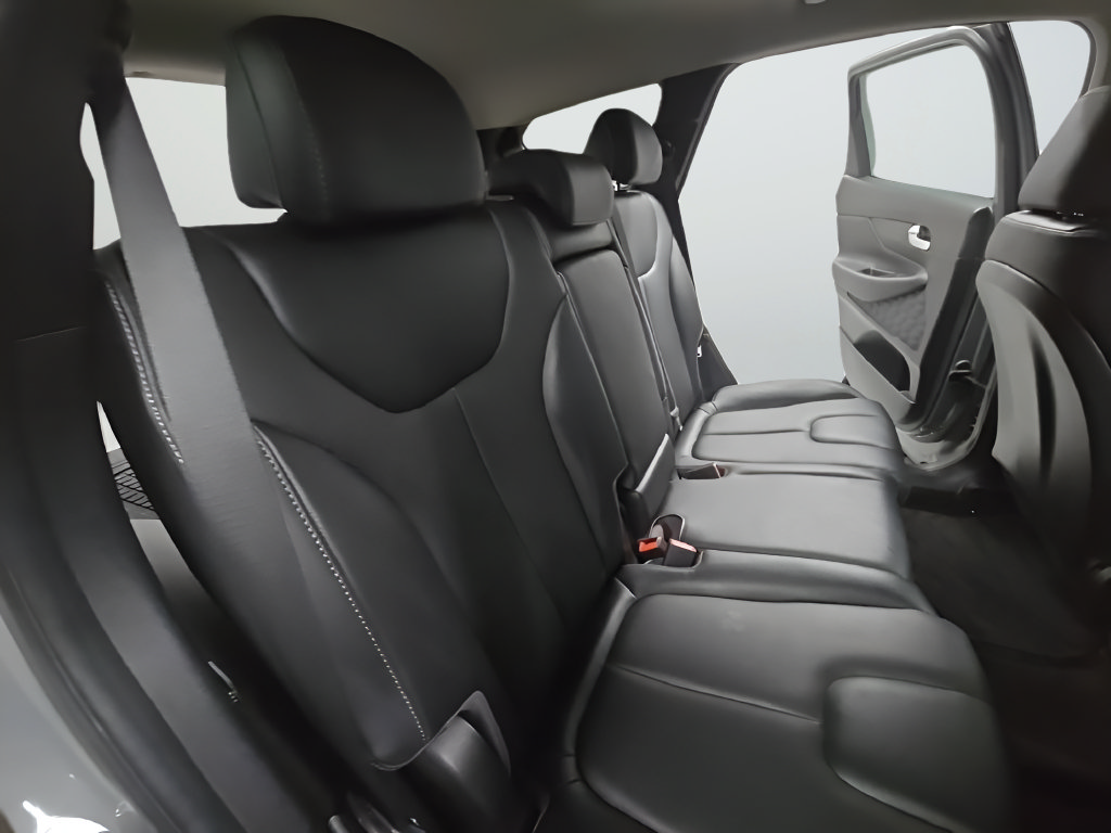 Used 2023 Hyundai Santa Fe XRT AWD/4WD image 23