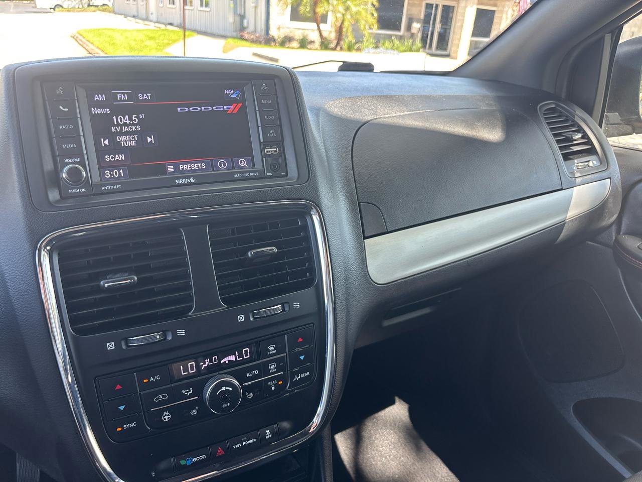 Used 2019 Dodge Grand Caravan GT image 16