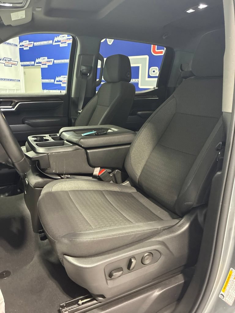 Used 2026 Chevrolet Silverado 1500 LT AWD/4WD image 15