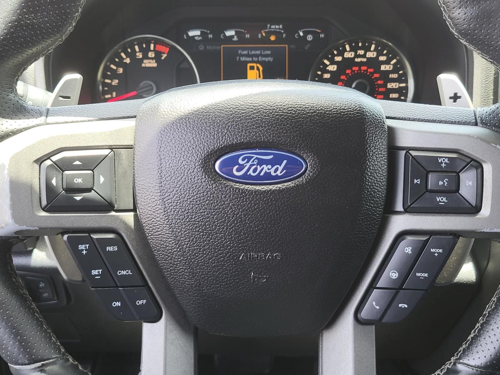 Used 2017 Ford F150 Raptor w/ Equipment Group 802A Luxury AWD/4WD image 25