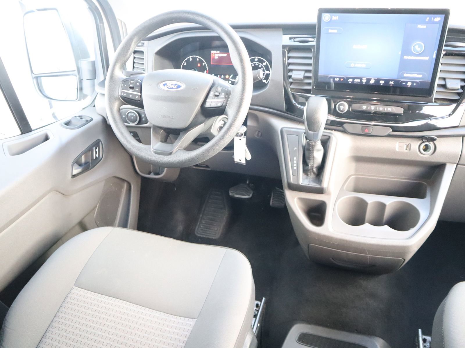 Used 2024 Ford Transit 350 XLT image 27