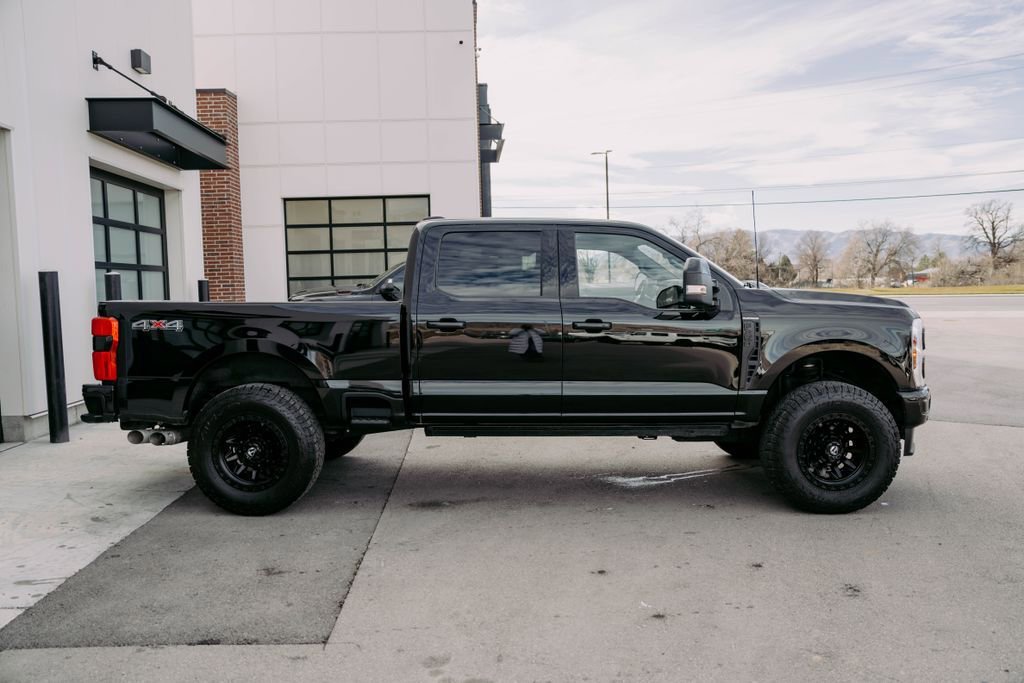 Used 2024 Ford F350 Platinum image 12