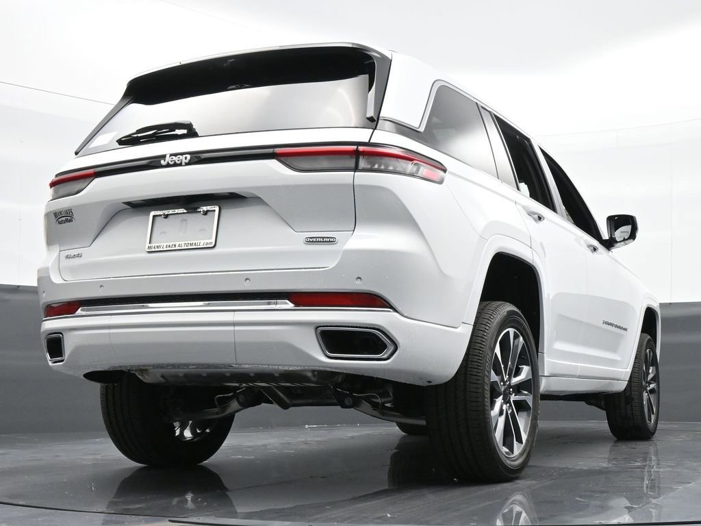 Used 2024 Jeep Grand Cherokee Overland w/ Luxury Tech Group IV image 62