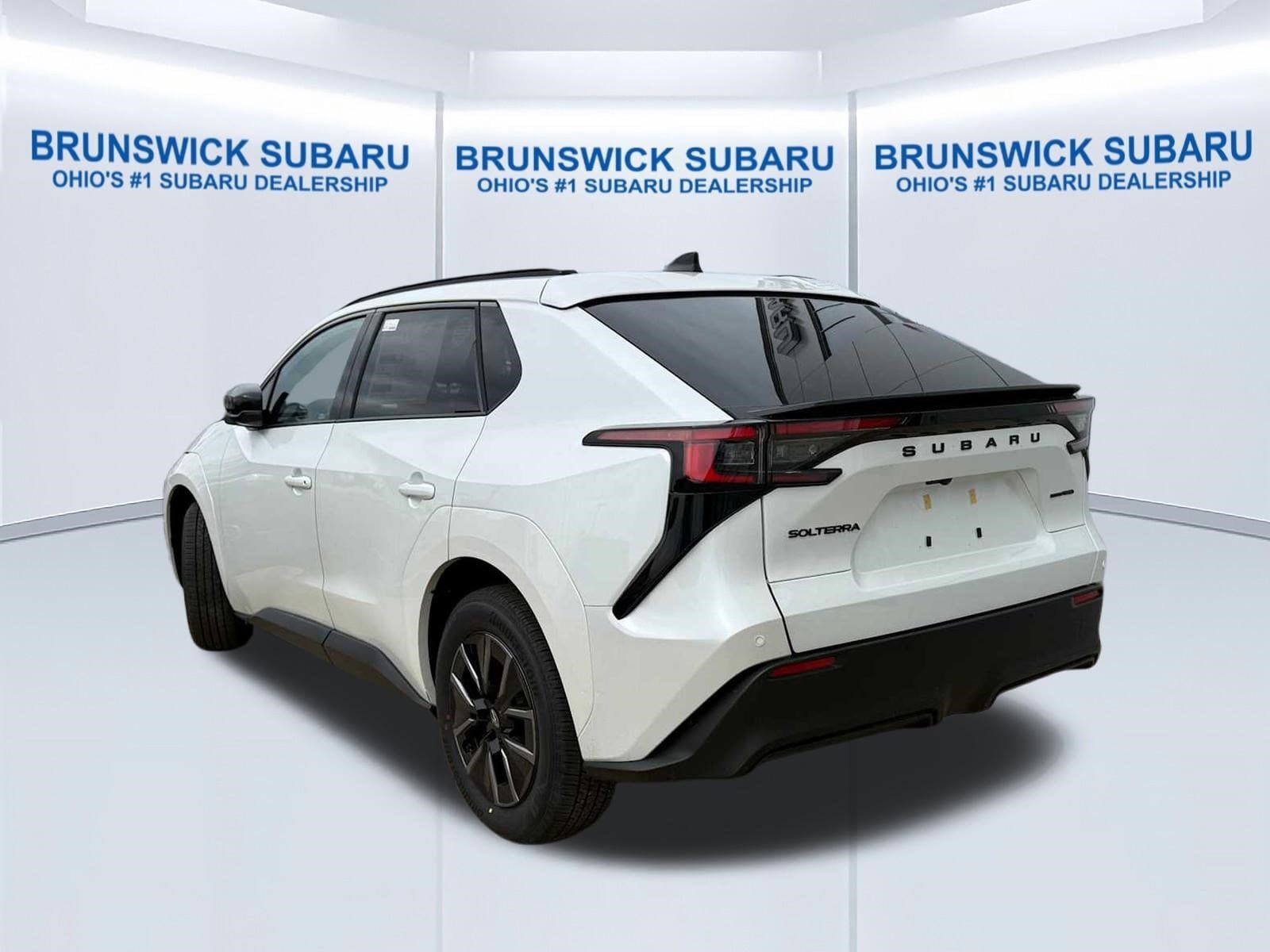 New 2026 Subaru Solterra w/ Premium Convenience Package AWD/4WD image 4