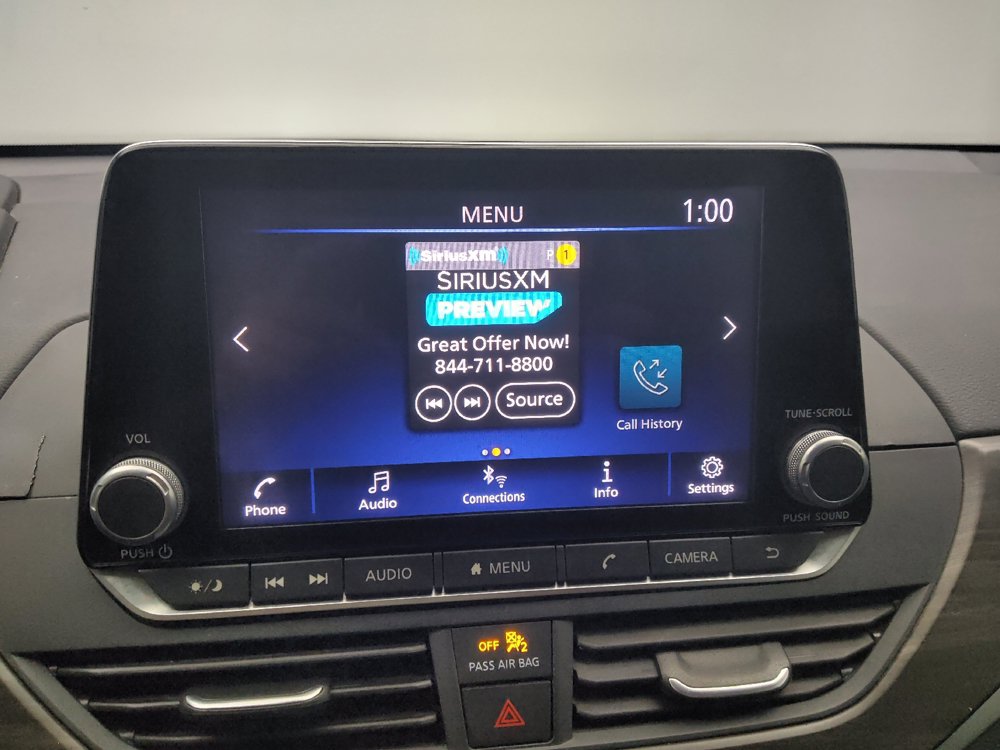 Used 2025 Nissan Altima 2.5 SV FWD image 25