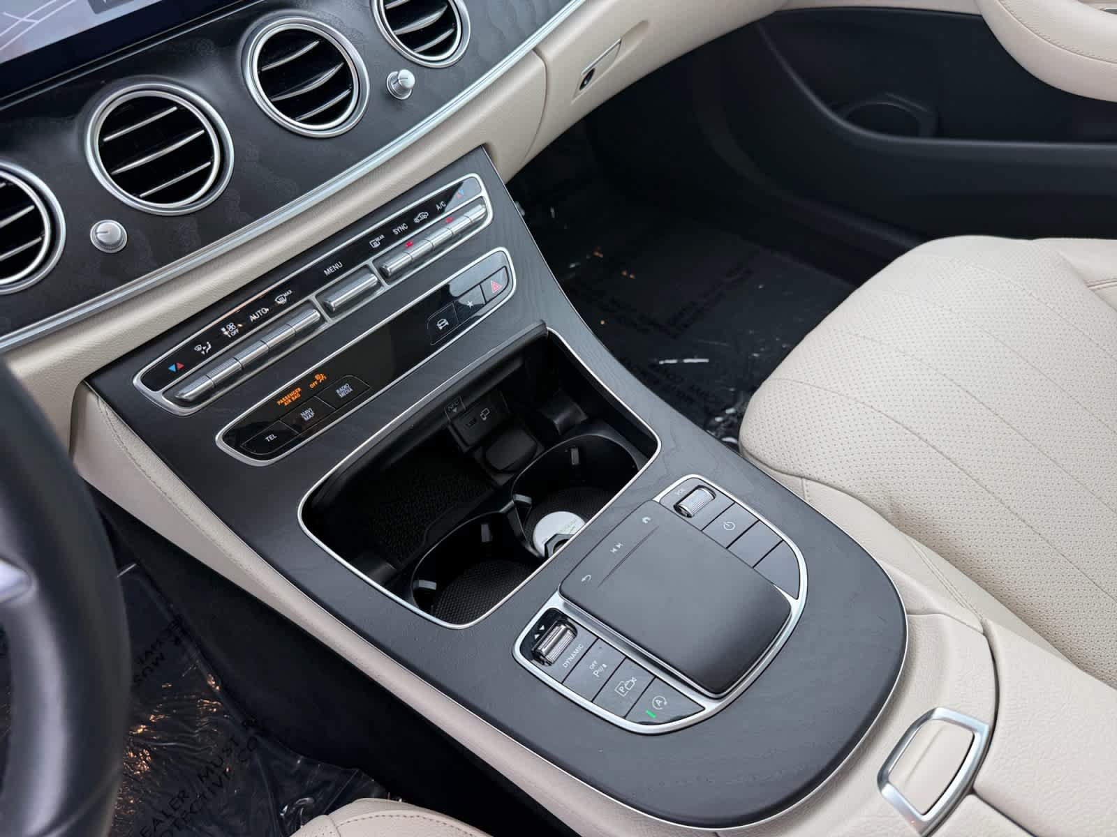 Certified 2022 Mercedes-Benz E 350 4MATIC Sedan image 23