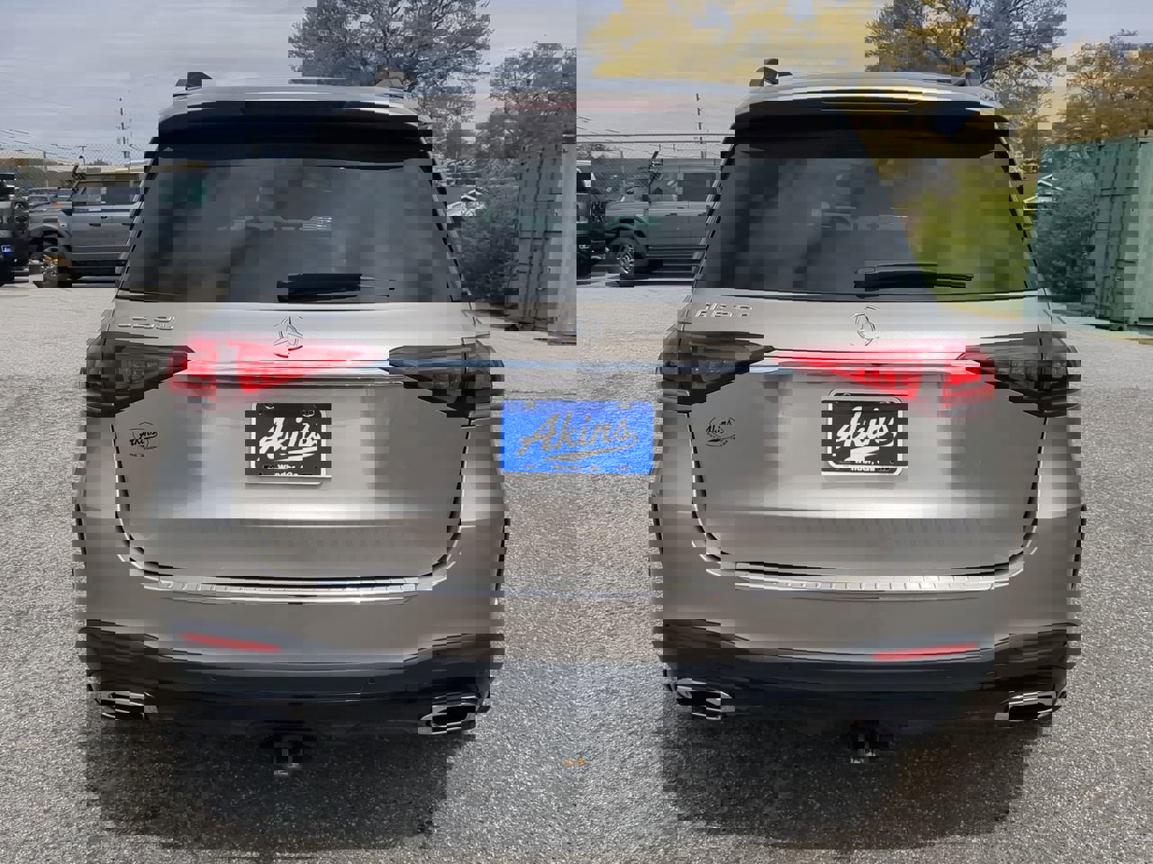 Used 2022 Mercedes-Benz GLE 350 image 4