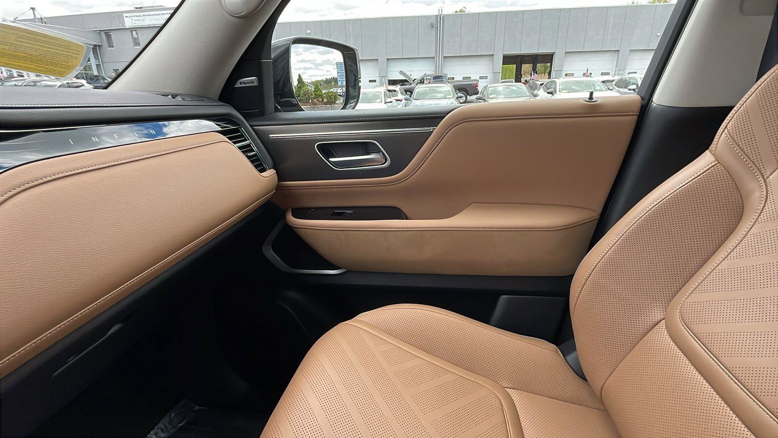 Used 2026 INFINITI QX80 Luxe AWD/4WD image 14