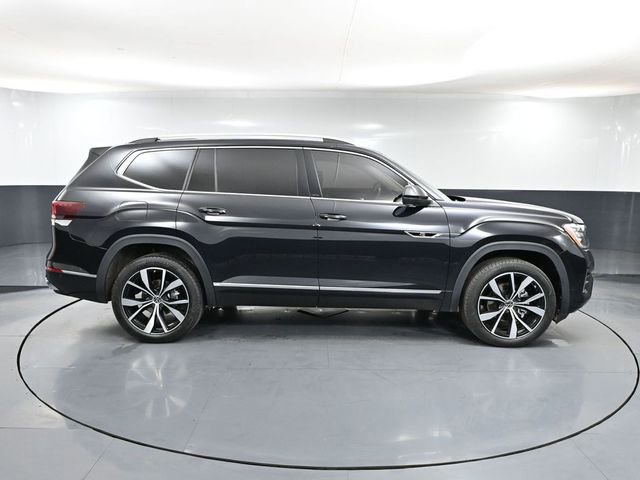 Used 2024 Volkswagen Atlas SEL Premium R-Line image 4