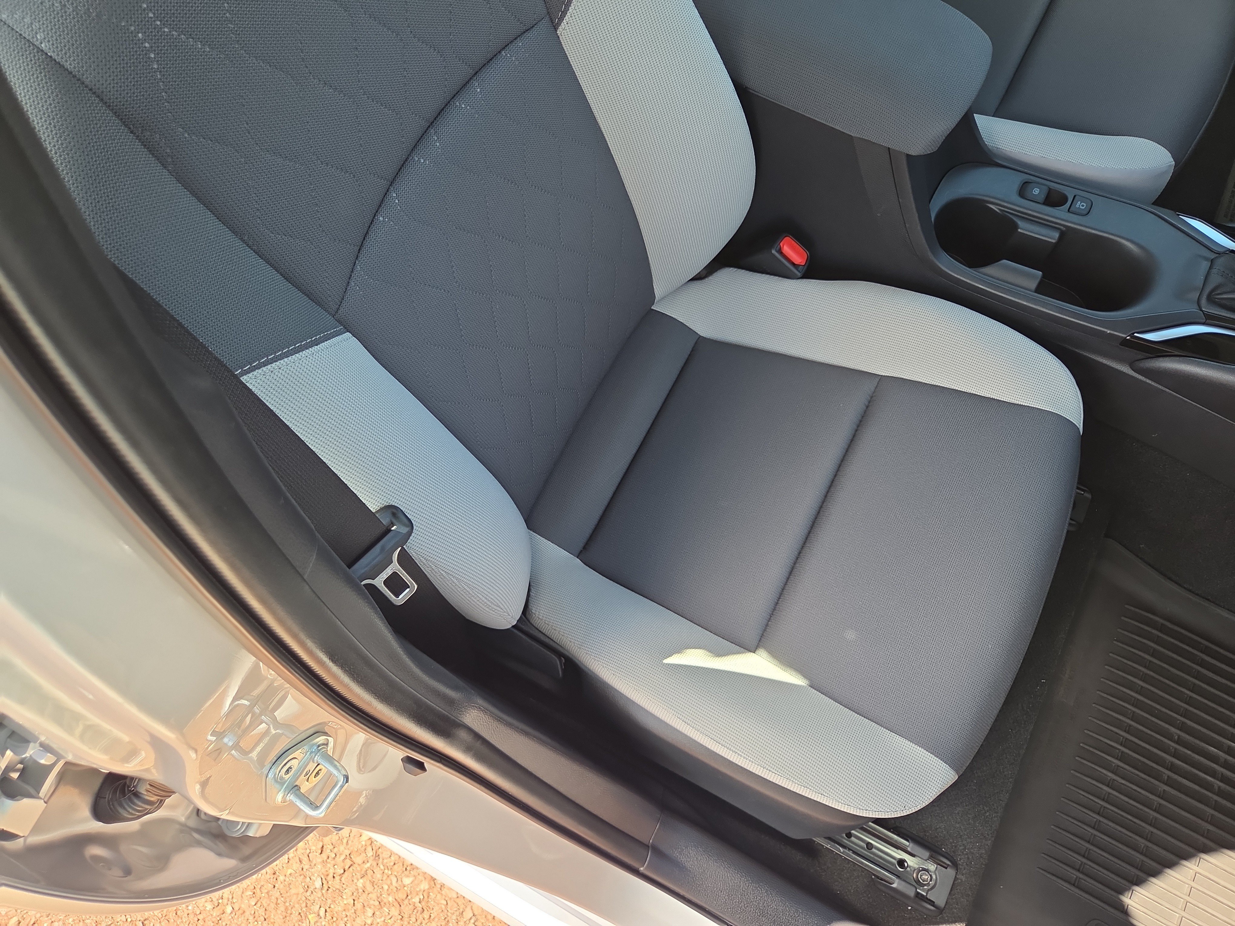 Certified 2025 Toyota Corolla LE FWD image 16