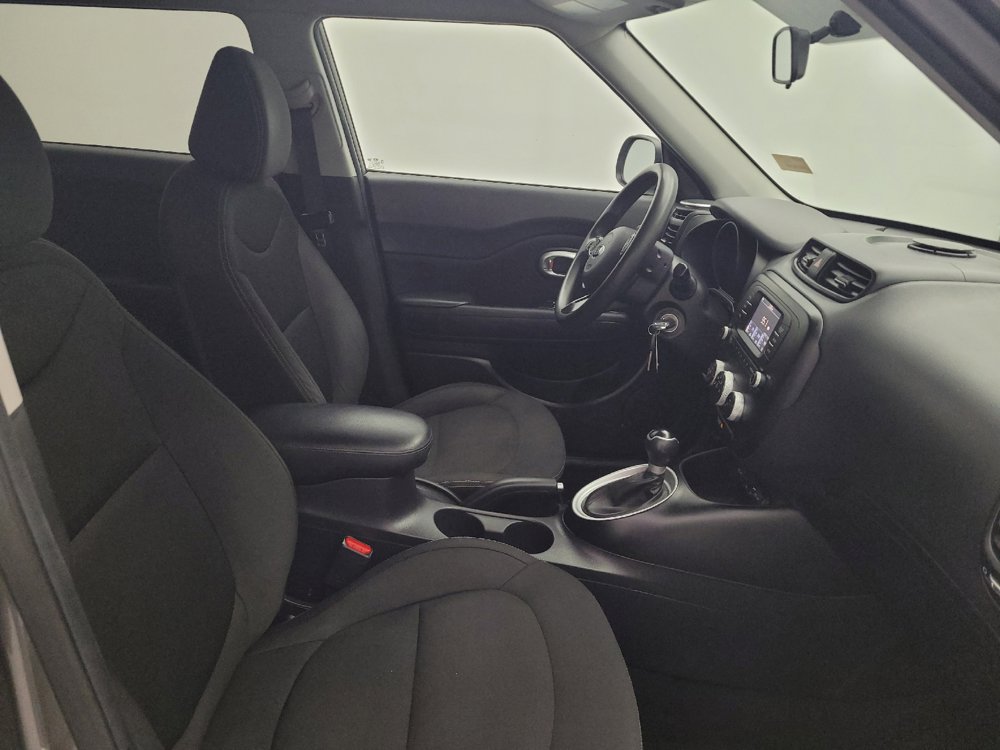 Used 2018 Kia Soul FWD image 21