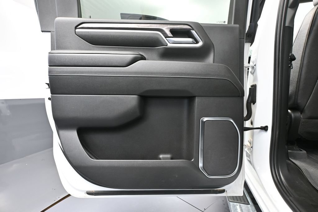 Used 2024 Chevrolet Silverado 2500 LTZ AWD/4WD image 26